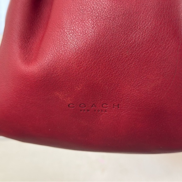 Vintage Coach bucket shoulder bag. - Picture 3 of 7